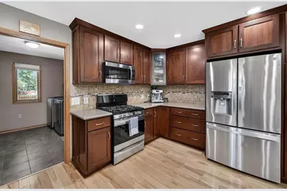 404 Doral Court, Waunakee, WI 53597 - Photo 18
