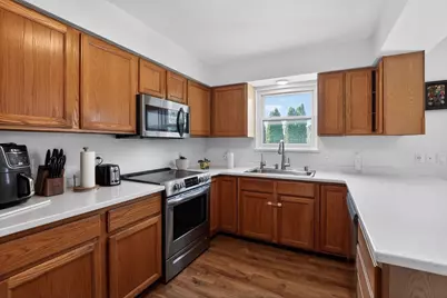 913 Clover Lane #C, Cottage Grove, WI 53527 - Photo 6
