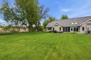 1207 N Parkview St, Cottage Grove, WI 53527 - Photo 38