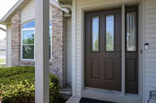 1106 Turnberry Ct, Waunakee, WI 53597 - Photo 2