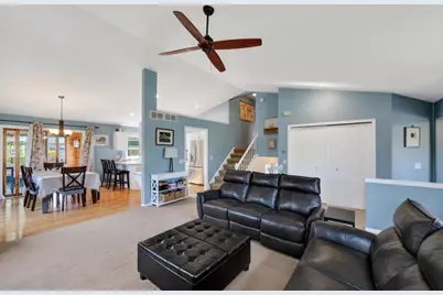 1106 Turnberry Court, Waunakee, WI 53597 - Photo 12