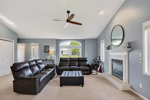 1106 Turnberry Ct, Waunakee, WI 53597 - Photo 14