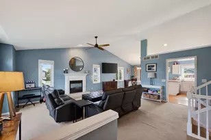 1106 Turnberry Ct, Waunakee, WI 53597 - Photo 10