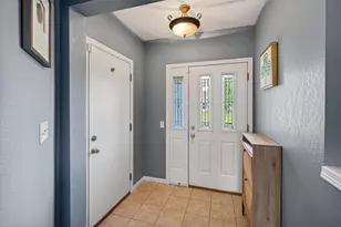 1106 Turnberry Ct, Waunakee, WI 53597 - Photo 8