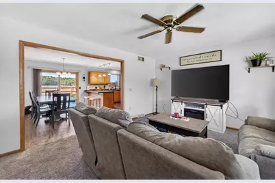 149 Vilas Hibbard Parkway, Lodi, WI 53555 - Photo 2