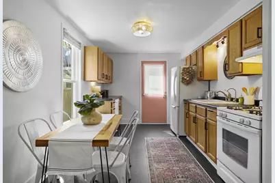 1329 Dewey Court, Madison, WI 53703 - Photo 10