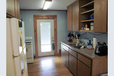115 Grand Street, Livingston,  53554 - Photo 14