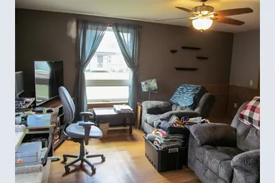 115 Grand Street, Livingston,  53554 - Photo 10