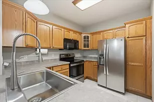 3001 Stratton Way, Madison, WI 53719 - Photo 12
