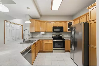 3001 Stratton Way #105, Madison, WI 53719 - Photo 10