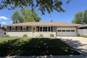 1616 Crestview St, Janesville, WI 53546 - Photo 1