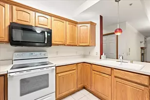3001 Stratton Way, Madison, WI 53719 - Photo 10