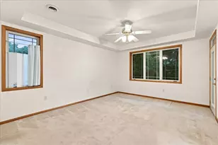 3001 Stratton Way, Madison, WI 53719 - Photo 14