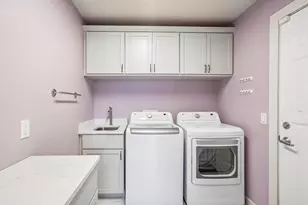 1708 Dewberry Dr, Madison, WI 53719 - Photo 24