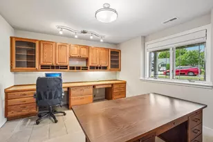 1708 Dewberry Dr, Madison, WI 53719 - Photo 46
