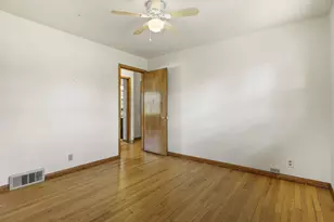 512 Prospect Rd, Waunakee, WI 53597 - Photo 26