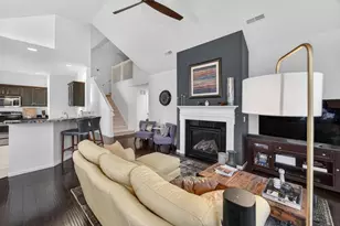 3138 S High Point Rd, Madison, WI 53719 - Photo 4
