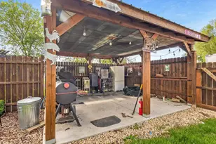 501 S Water St, Warren, IL 61087 - Photo 36