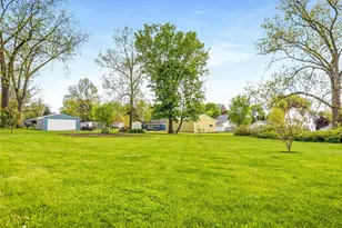 501 S Water St, Warren, IL 61087 - Photo 40
