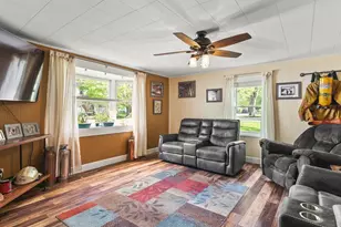 501 S Water St, Warren, IL 61087 - Photo 12