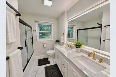 21 Kenosha Drive, Madison, WI 53705 - Photo 12