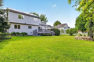 816 Bergen Ct, Stoughton, WI 53589 - Photo 2