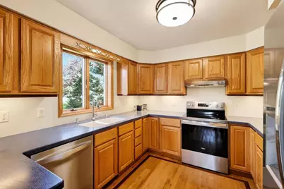 816 Bergen Court, Stoughton, WI 53589 - Photo 10