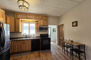 304 Glen St, Kendall, WI 54638 - Photo 10