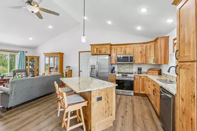 26 Dessa Rain Drive, Reedsburg, WI 53959 - Photo 14