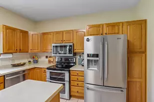 920 Lexington Way, Waunakee, WI 53597 - Photo 16