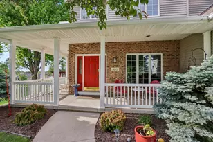 920 Lexington Way, Waunakee, WI 53597 - Photo 4