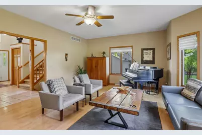 920 Lexington Way, Waunakee, WI 53597 - Photo 8