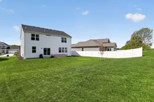 2912 Jackson St, Stoughton, WI 53589 - Photo 4