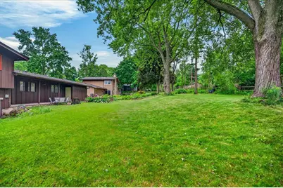 318 Cheyenne Trail, Madison, WI 53705 - Photo 4