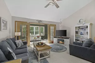 6217 Sharpsburg Dr, Madison, WI 53718 - Photo 4