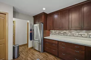 6217 Sharpsburg Dr, Madison, WI 53718 - Photo 16