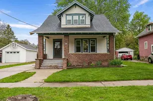 737 10th St, Beloit, WI 53511 - Photo 1