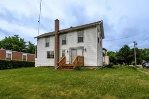 103 Union St, Janesville, WI 53548 - Photo 2