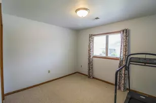 107 Buckingham Ct, Cambridge, WI 53523 - Photo 12