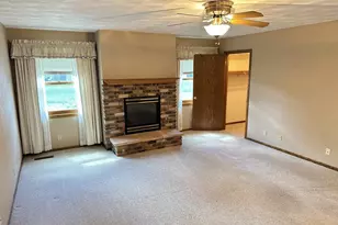 125 Maple St, Orfordville, WI 53576 - Photo 6
