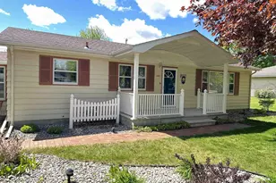 125 Maple St, Orfordville, WI 53576 - Photo 4