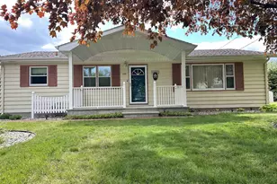125 Maple St, Orfordville, WI 53576 - Photo 2