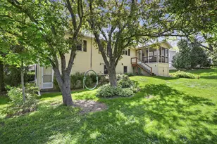 1410 Shirley St, Middleton, WI 53562 - Photo 2