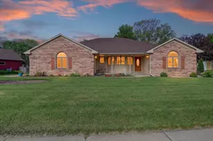 800 King St, Stoughton, WI 53589 - Photo 2