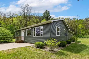 114 Washburn St, Camp Douglas, WI 54618 - Photo 2
