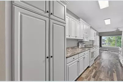 1612 S Golf Glen #D, Madison, WI 53704 - Photo 14
