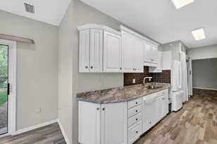 1612 S Golf Glen, Madison, WI 53704 - Photo 16