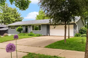 1117 Droster Rd, Madison, WI 53716 - Photo 2