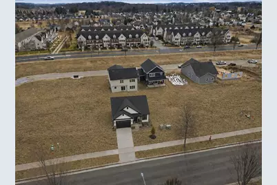 5217 Sassafras Drive, Fitchburg, WI 53711 - Photo 2