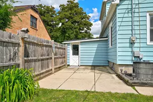 2027 17th Ave, Monroe, WI 53566 - Photo 38